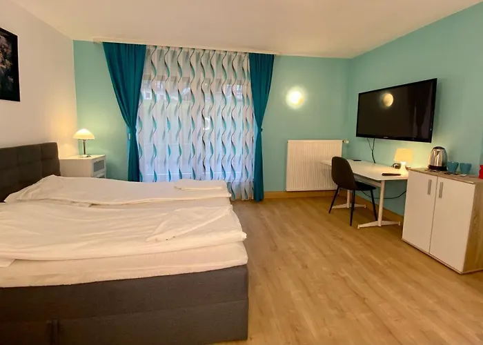 Privatzimmer Im Apartment - Apple Tv Netflix Kingsize Bett Arbeitsplatz Naehe Hbf