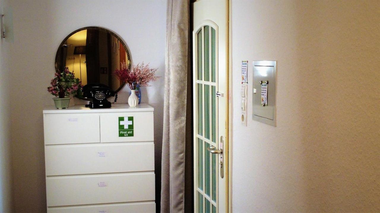Im - Apple Tv Netflix Kingsize Bett Arbeitsplatz Naehe Hbf